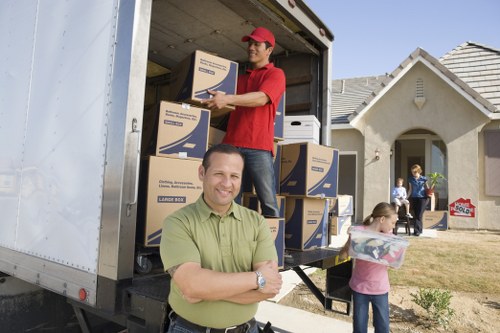 Free quote policy for a Worcester Park man and van service