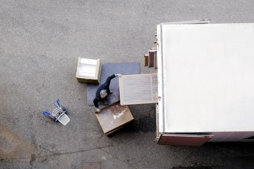 Professional movers planning a Worcester Park relocation